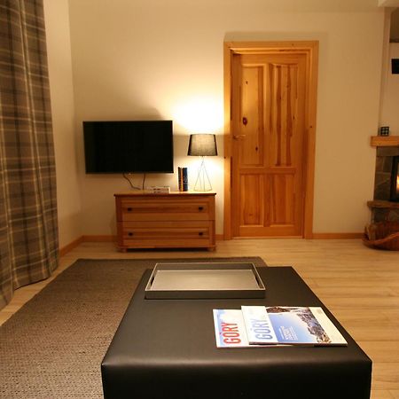 Apartament Willa Hrube parter z tarasem i kominkiem Zakopane Exteriör bild